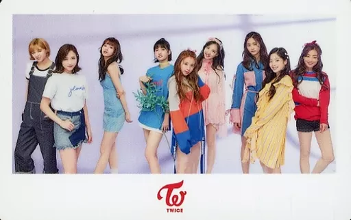 TWICE トレーディングカード 9枚セット トレカ チェヨン - メルカリ
