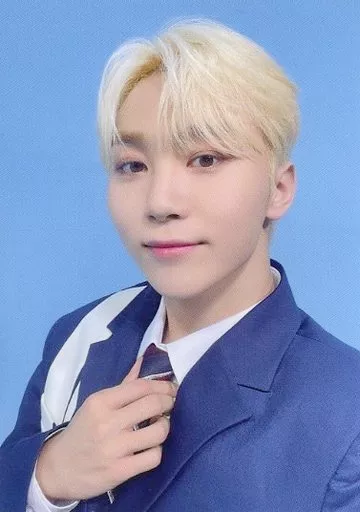 SEVENTEEN/SEUNGKWAN (Boo Seung-kwan) / Back Blue