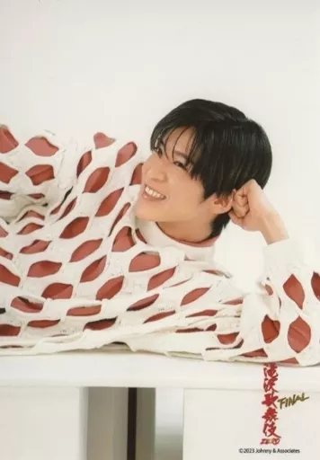 生写真(ジャニーズ)/アイドル/Snow Man Snow Man/目黒蓮/上半身