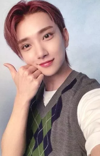 JUN SEVENTEEN ALWAYS YOURS JAPAN BEST ALBUM Official photo