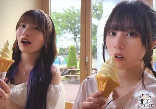 紫月杏朱彩‧梅泽Megu/横型/DVD<紫月杏朱彩&梅泽Megu Off旅行散步两人 紫月杏朱彩‧梅泽Megu/横型/DVD<紫月杏朱彩&梅泽Megu Off旅行散步两人