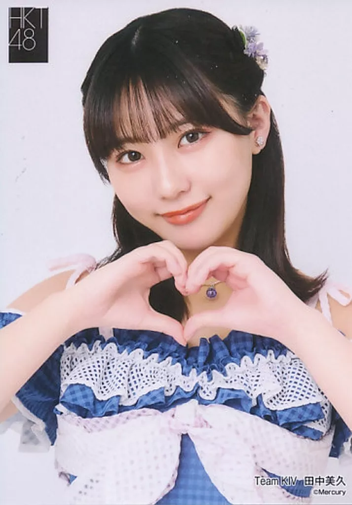 AKB48 HKT48 田中美久 mobile 生写真 HKT48 田中美久 制服 生写真 即購入OK - メルカリ