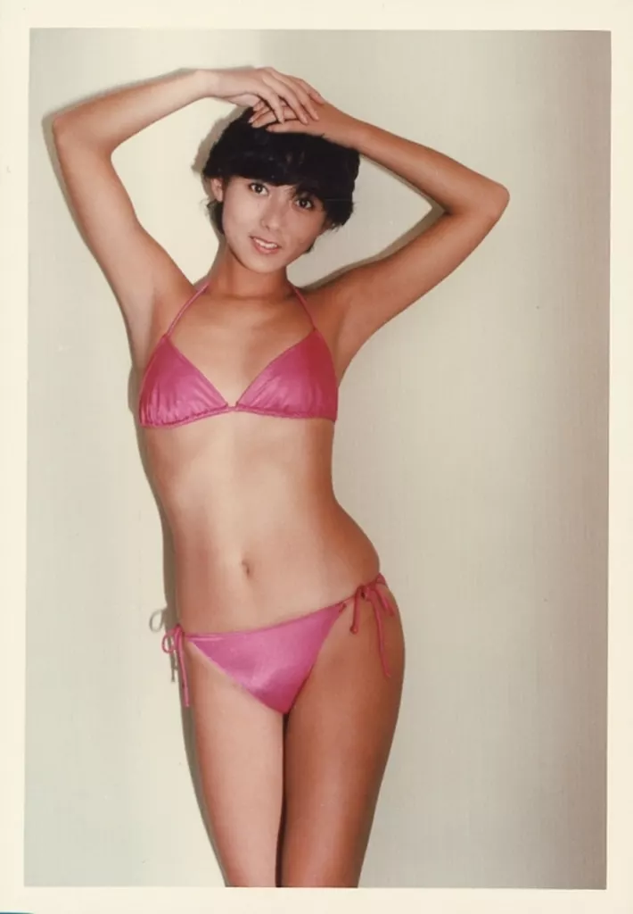 Keiko Saito / Size (82 x 117) / 