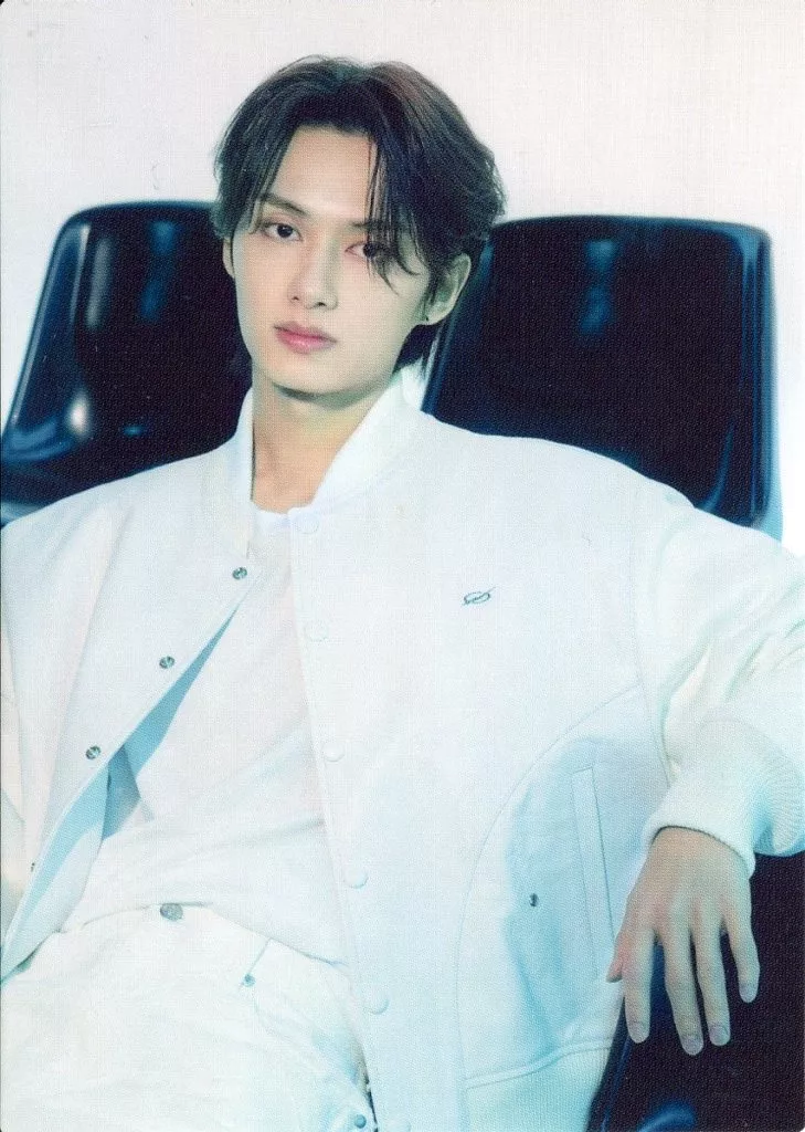 043 : SEVENTEEN / JUN / 