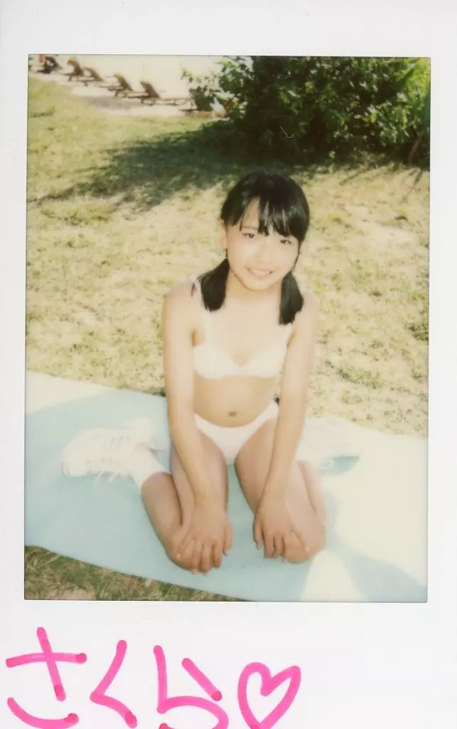 ☆ Sakura Ueda / with handwritten signature / DVD 