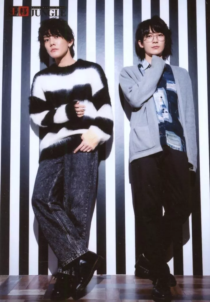 Official photo (male) / Voice actor Shogo Sakata and Bunya