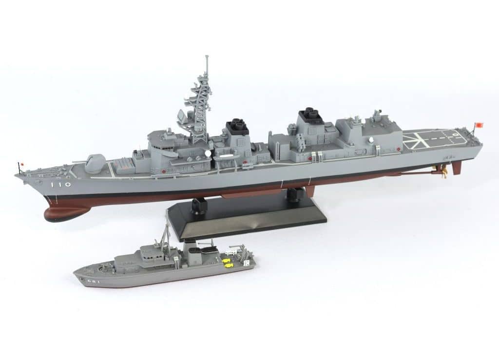 1/700 Japan Maritime Self-Defense Force Destroyer DD-110 