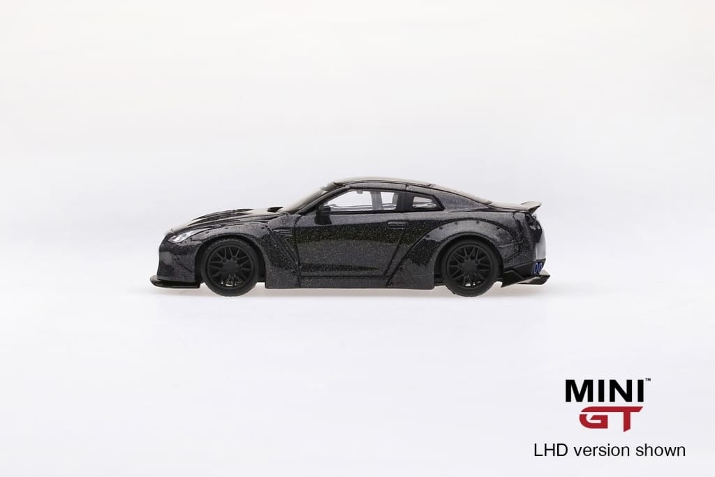 Minicar 1/64 LB ☆ WORKS Nissan GT-R R35 Type 1 Rear Wing Version