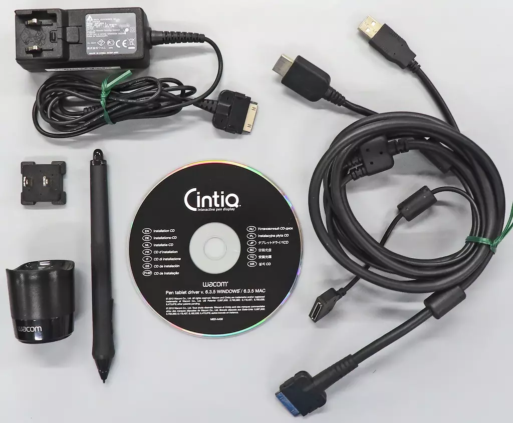 WindowsXP/Vista/7/8ハード 13.3型液晶ペンタブレット Cintiq