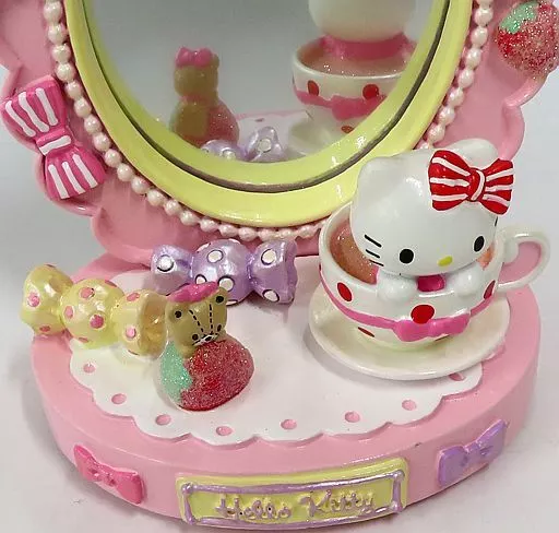 雑貨　キティ(イチゴ) ミニスタンドミラー 「サンリオキャラクターズ」 雑貨 キティ(イチゴ) ミニスタンドミラー 「サンリオ