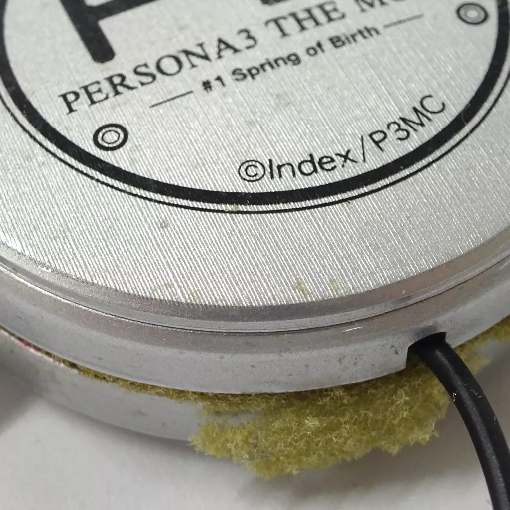 Headphone [Damaged / Missing box] P3 Logo Earphones 