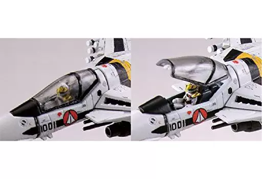 プラモデル　1/144 VF-1S バルキリー ロイ・フォッカースペシャル ファイターモード 「超時空要塞マクロス」 技MIX MCR01 [278993] Amazon | トミーテック マクロスモデラーズ 技MIX 技MCR03 超