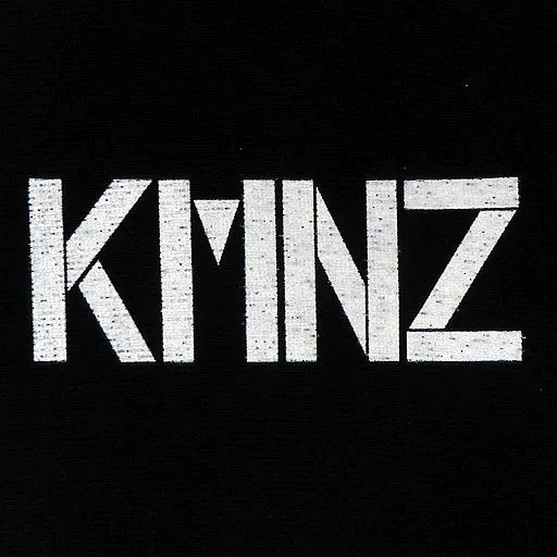 アウターウェア　ロゴ KMNHOODIE ブラック XXLサイズ 「バーチャルYouTuber KMNZ(ケモノズ)」 T-shirt Logo T-Shirt Black XXL 