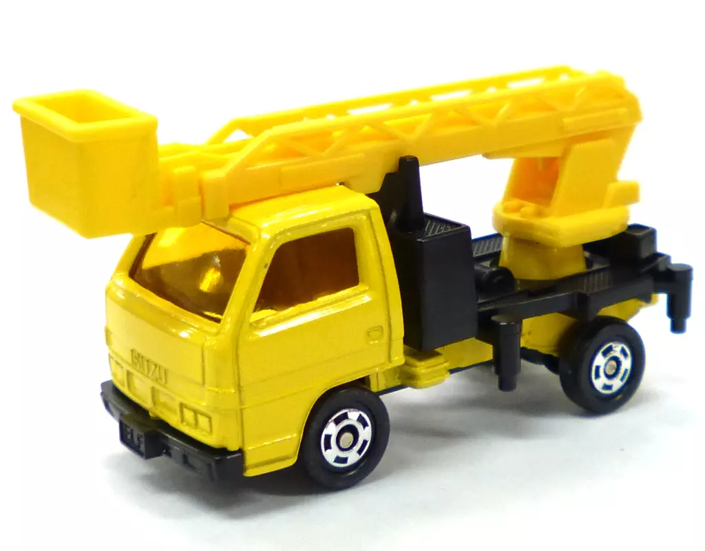 Minicar 1/78 Isuzu ELF Sky Master (Yellow / Red Box / Made in Minicar 1/78 Isuzu ELF Sky Master (Yellow / Red Box / Made in