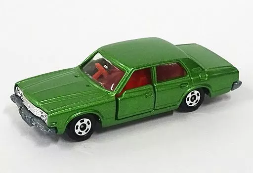 Minicar 1/65 Toyota Crown 2600 Royal Saloon (Light Green / Black