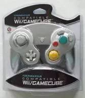 Wii/GAMECUBE COMPATIBLE CONTROLLER (SILVER) [M05819-SL]