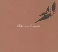 場刊岸邊二人Father and Daughter