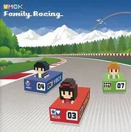 YMCK / Family Racing (paquete de juguete limitado)