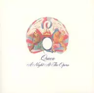 Queen / opera house Night