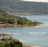 INFINITE CIRCLE/A room with a view