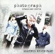 MOMENTS NEVER FADE / photograph