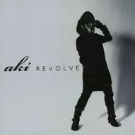 aki / REVOLVE