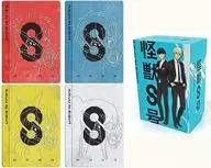 Kaiju No. 8 primo edición limitada de 4 volúmenes (Amazon. co. jp con caja de almacenamiento de todos los volúmenes)