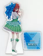 Sankyu Nakano Acrylic Stand "Eiga The Quintessential Quintuplets x Family Mart"