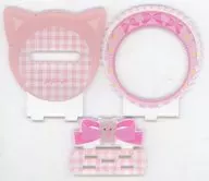 Pink Neko-san's bonnet metal badge stand "Character Fuku KUJI Online apicolle #My recommendation is the most delicious" D-1 prize