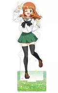 "Girls und Panzer Final Chapter", un soporte acrílico extra grande dibujado por Saori Takebe