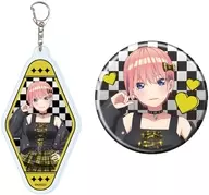 01.中野一花(甘辛ロックver.) 描き下ろしイラスト アクリルキーホルダー＆缶バッジセット 「五等分の花嫁*」