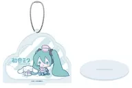 [新品] 20.(コラボイラスト) アクリルスタンドキーホルダー 「初音ミク×シナモロール」