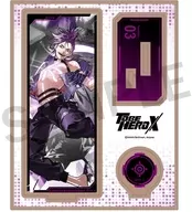 3.梁龍 木製スタンド 「TO BE HERO X」