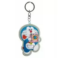 きせかえカメラ 刺繍マスコットキーチェーン 「ドラえもん」