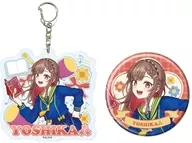 01.学生服風アイドル衣装(描き起こしイラスト) アクリルキーホルダー＆缶バッジセット 「よしか」