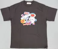 ちいかわ・シナモロール スーパーマーケットなTシャツ スミ Lサイズ 「ちいかわ なんか小さくてかわいいやつ×サンリオキャラクターズ」