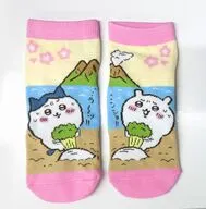 ちいかわ＆ハチワレ(桜島) キャラットソックス 22～25cm 「ちいかわ なんか小さくてかわいいやつ」 鹿児島限定