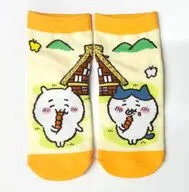 ちいかわ＆ハチワレ(合掌造り) キャラットソックス 22～25cm 「ちいかわ なんか小さくてかわいいやつ」 飛騨限定