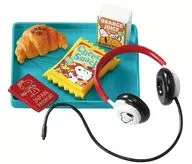 1. "SNOOPY 's Holiday trip -Go to America!" (Viaje de vacaciones de Snoopy - Ir a América!)