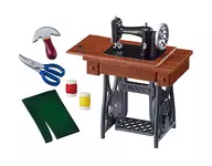 "Snoopy's Leather Atelier" is a reliable partner.