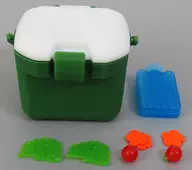 迷你冷器BOX(綠色)with蔬菜(胡蘿卜/番茄/包菜)"真的可以使用？配菜‧迷你冷器BOX吉祥物掛件(加內容物)"