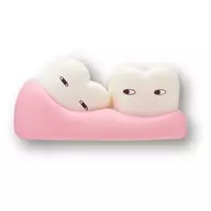 "Art ユニブ Technicolor Character Figure Collection with Quiet Teeth" with a fairly peaceful wisdom teeth