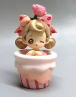 7."sweet Emilya MOMOJI奇迹花园系列集换式手办"