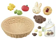 6.焼き菓子はいかがですか 「miffy sweets shop」