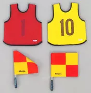 1.BA-18サッカー用ラインズマンフラッグ(a、b×各1本)/ゲームジャケット GJR2-R/Y(red＆yellow) 「ミカサ ミニチュアコレクション サッカー BOX版」