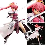 シグナム 「魔法少女リリカルなのはStrikerS」 1/7 PVC塗装済み完成品