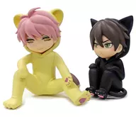 Gagami & Shingo Sitting Costumed Couple Figure "Kuroneko Boyfriend"