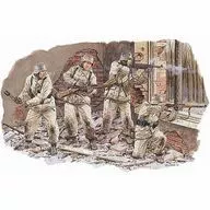 1/35 WW.II德军冬季战斗冬季装备兵东部战线1942/43[DR6154]