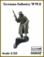 1/35 WWII Soldier with German Infantry #1 AR-41 (1 Body) Resin Cast Kit [PPSh 35037]