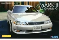 1/24 トヨタ マークII 3.0 グランデG 窓枠マスキングシール付 「インチアップシリーズ No.118」 [04697]